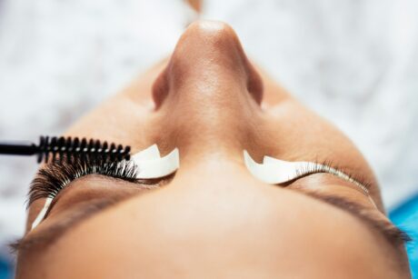 hybrid eyelash extensions