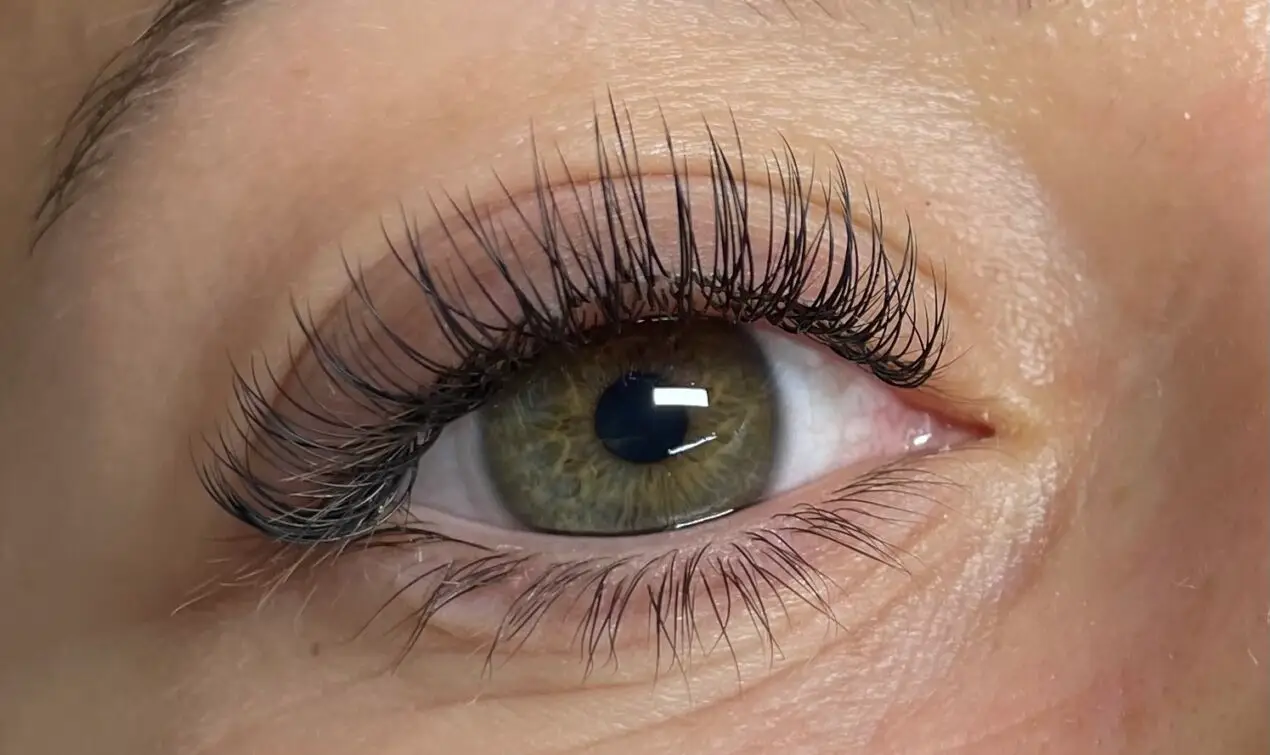 classic professional eyelash extensions
